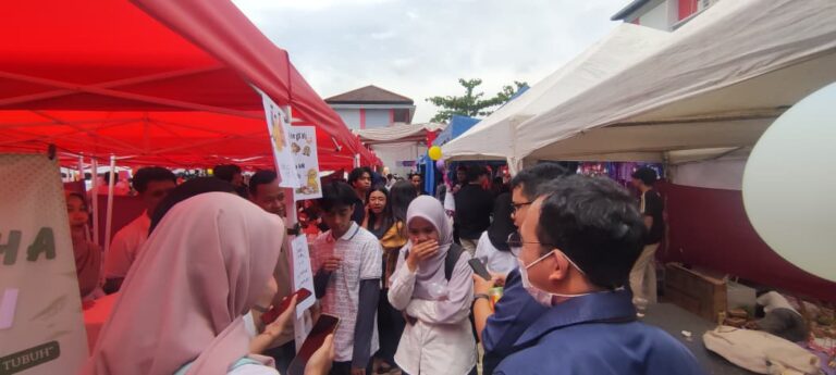 Wisuda Angkatan 21 Program Studi Bisnis Digital Telkom University Purwokerto: Angkatan Pertama Penanda Sejarah