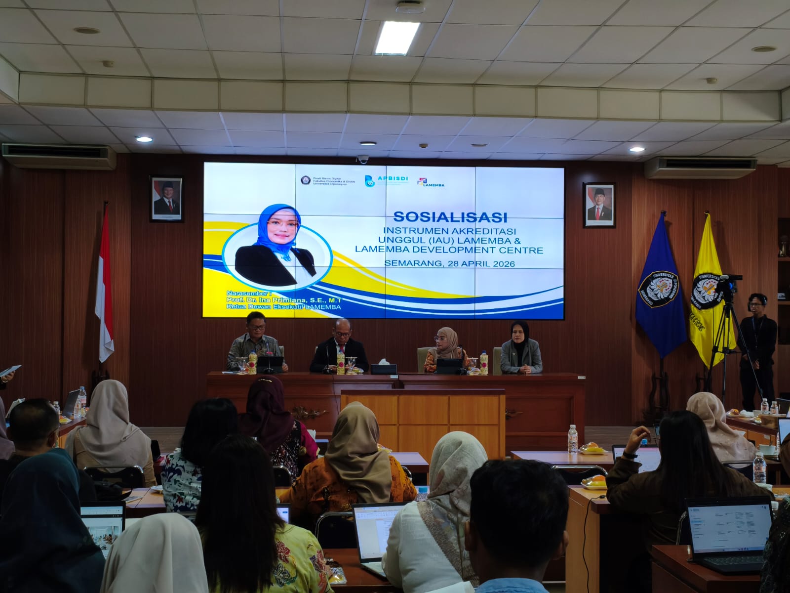 Perkuat Mutu Akademik, Prodi S1 Bisnis Digital Telkom Purwokerto Hadiri Sosialisasi LAMEMBA di FEB Undip